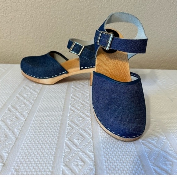 Cape Clogs Made in Sweden Denim and‎ Wood Clog Sandals Size 8 - Picture 1 of 7